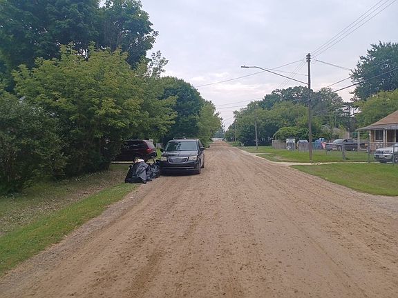 5th image of 3101 W Lyndon Ave