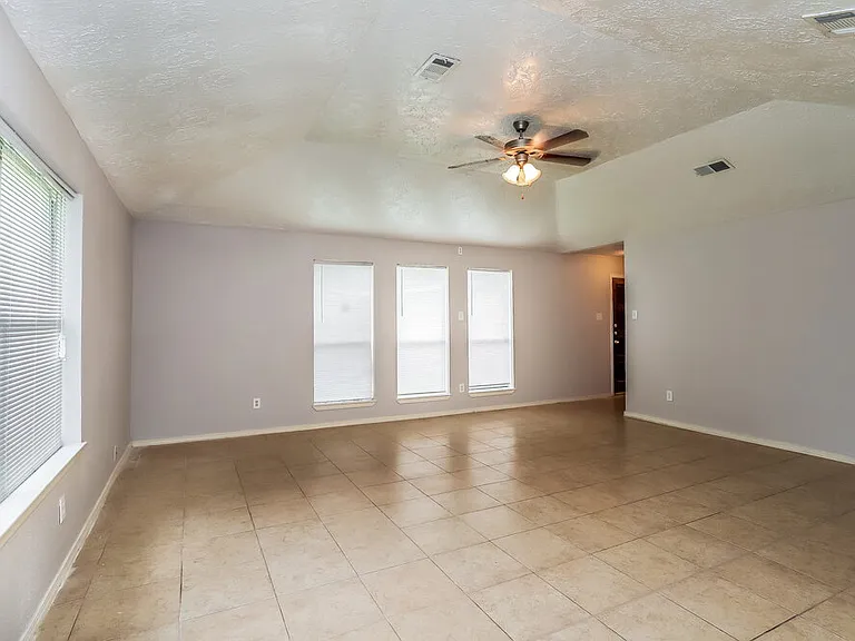 2010 Quail Place Dr — Photo 14