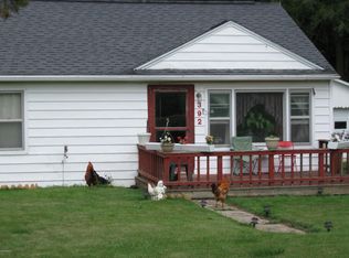 392 N Matteson Lake Rd, Bronson, MI 49028