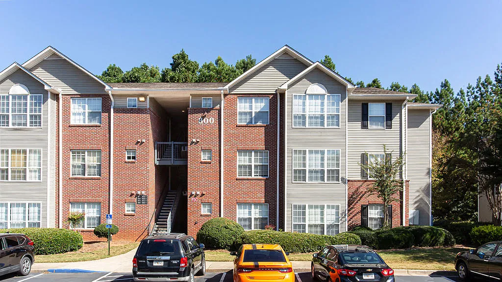 Indigo Apartments Gainesville — Photo 4