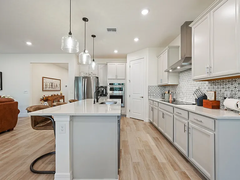 16376 Palmetto St — Photo 17