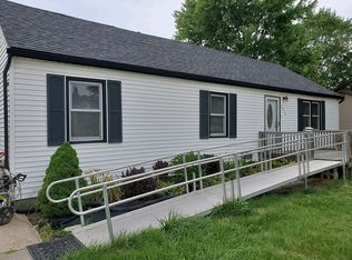 2025 Isabell Dr, Troy, MI 48083