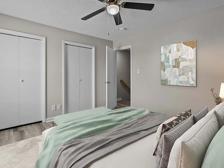 Elizabeth Street Townhomes — Photo 32