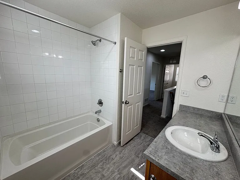 9093 Pacific Crest Dr — Photo 26