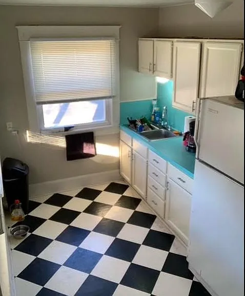 1330 E Elm St #3 — Photo 1
