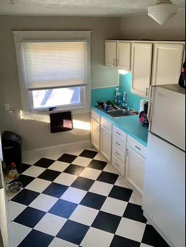1330 E Elm St #3 Photo 1