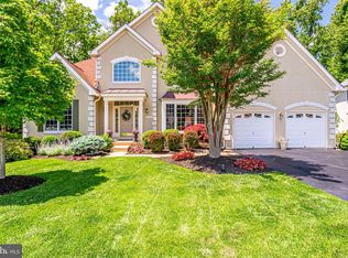3787 Penderwood Dr, Fairfax, VA 22033
