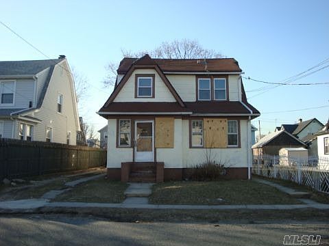 1st image of 18709 Pineville Ln