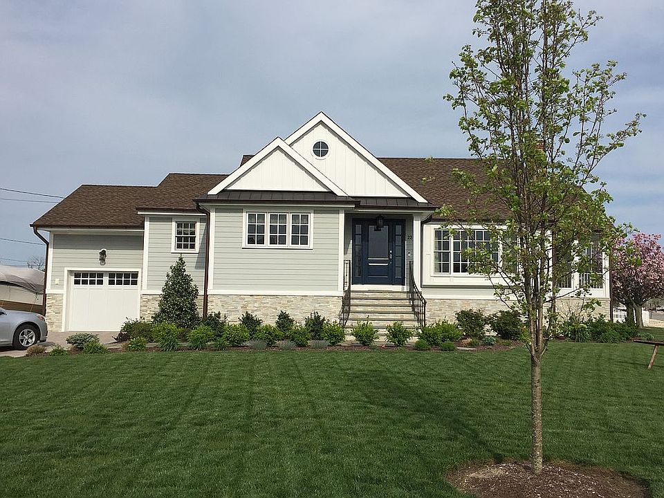 2nd image of 22 Bullard Dr