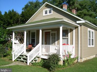 13 Virginia Ave, Boyce, VA 22620