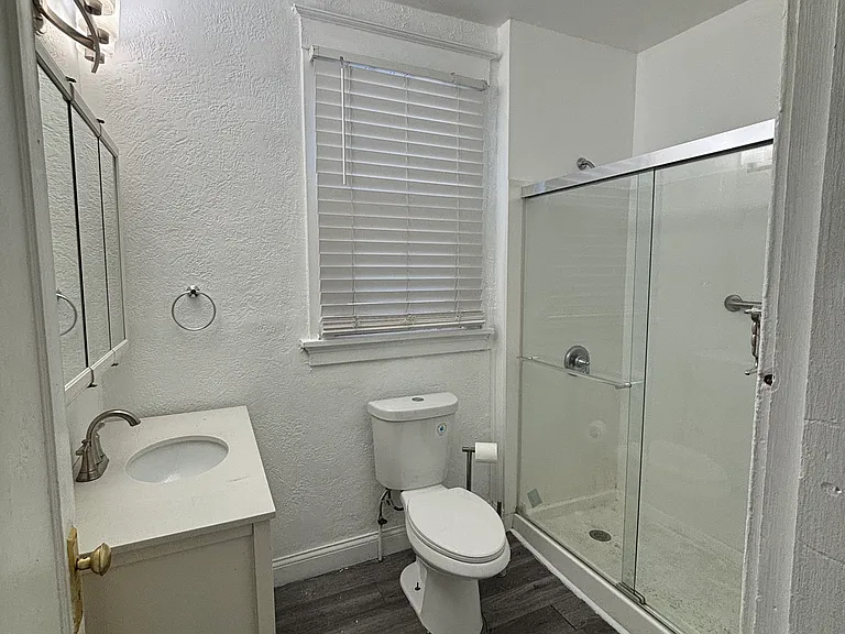 3722 Beekman St #2 — Photo 13