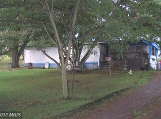 32 Shaffer Dr, Falling Waters, WV 25419