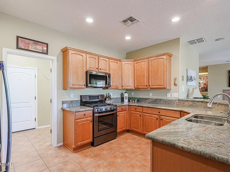 13755 W Nogales Dr — Photo 12