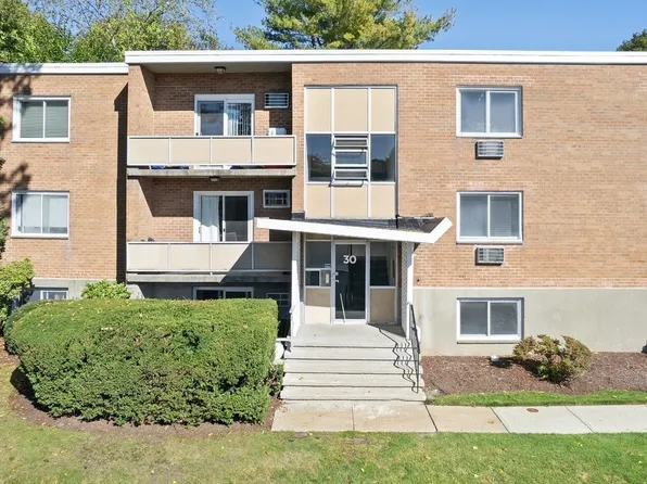 30 Jacqueline Rd APT C, Waltham, MA 02452