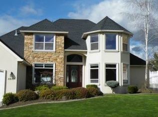 3537 Cherry Ln, Medford, OR