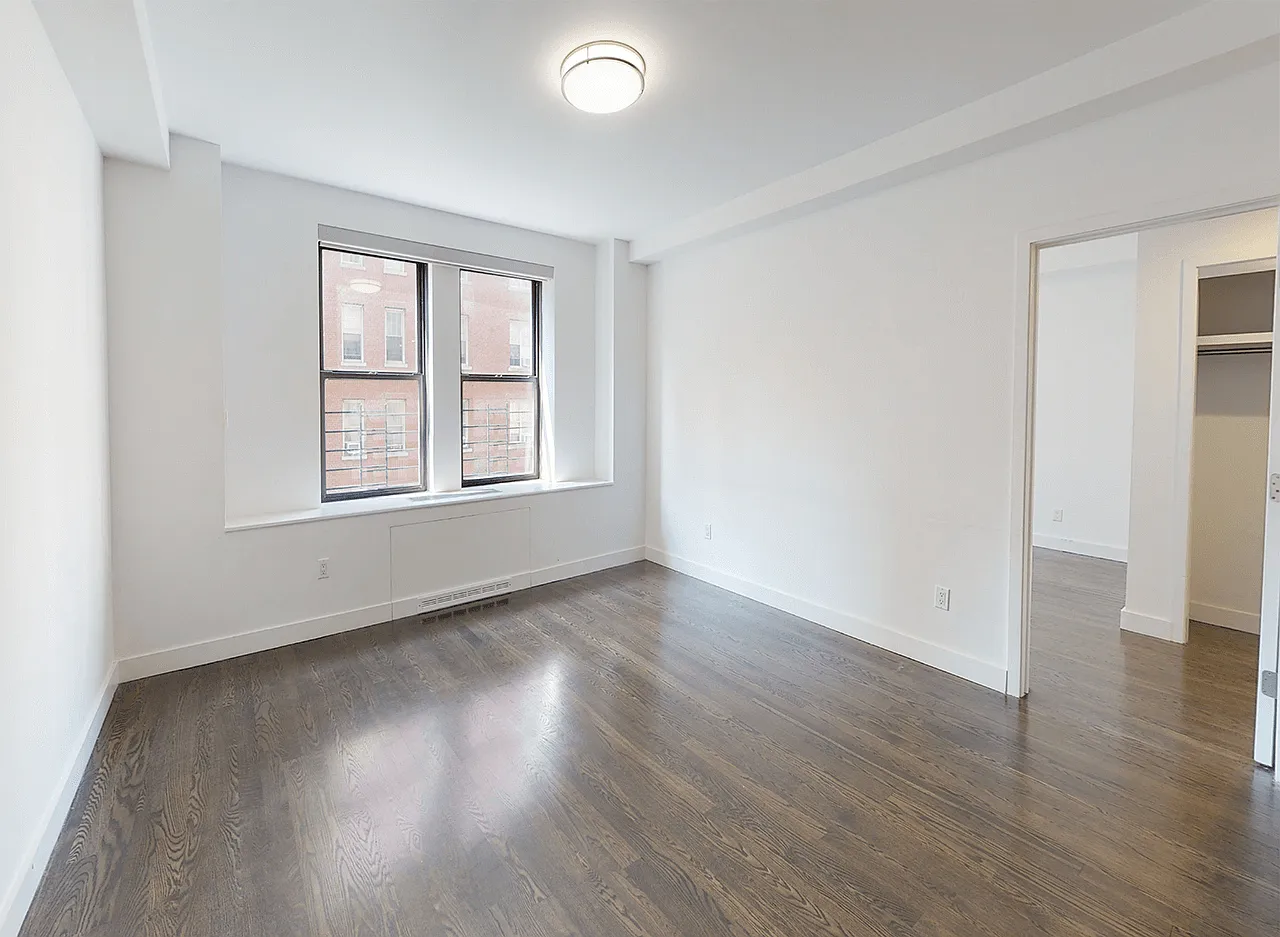666 West End Avenue — Photo 3