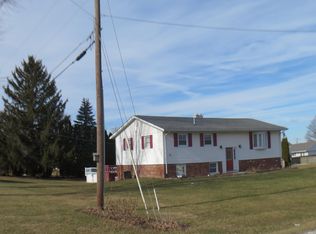 460 S Elm St, Bunker Hill, IN 46914