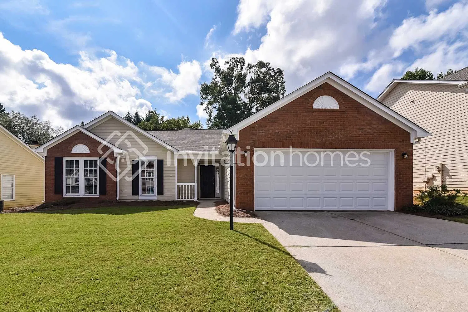 2860 White Blossom Ln Suwanee, GA 30024 — Photo 1