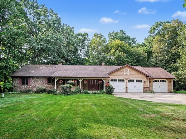 986 Luce St SW, Grand Rapids, MI 49534