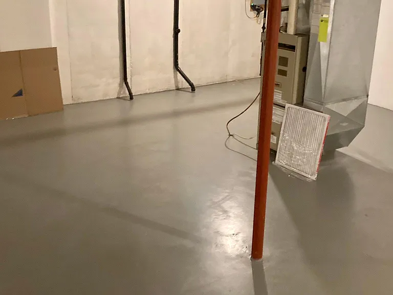 Large dry basement