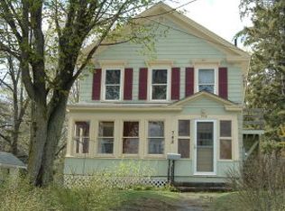 748 W Housatonic St, Pittsfield, MA 01201