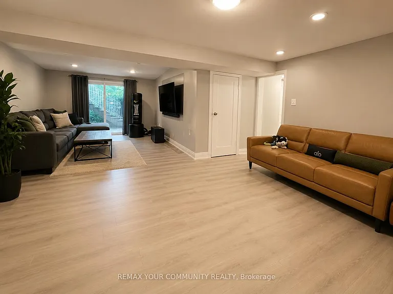 30 Knollside Dr — Photo 16
