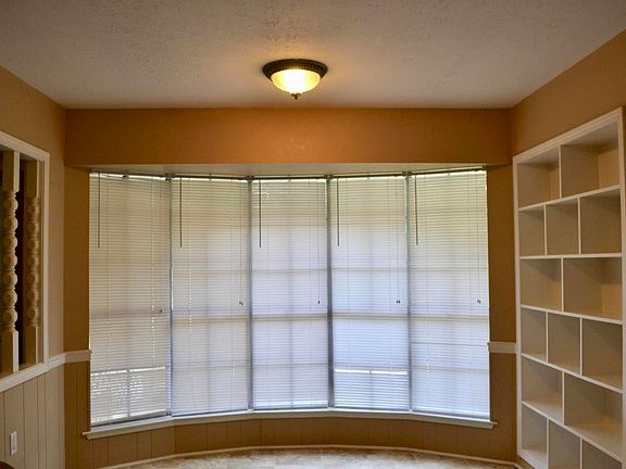 5th image of 614 Briarwood Dr