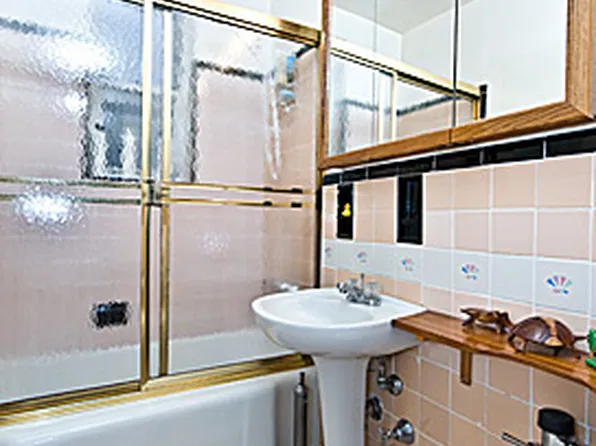 105-33 66th Avenue image 1 of 7