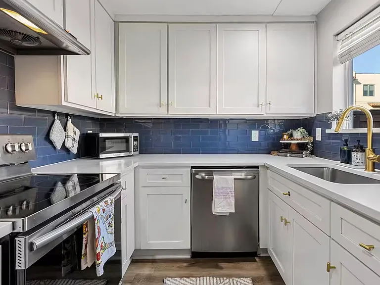 3629 Herschel Ave — Photo 7