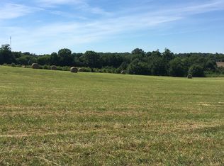 900 Magness Rd, Smithville, TN 37166