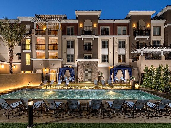 GS_Adagio_Pool_Twilight_Mission Viejo