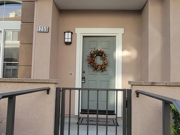 1255 Olson Dr, Fullerton, CA 92833