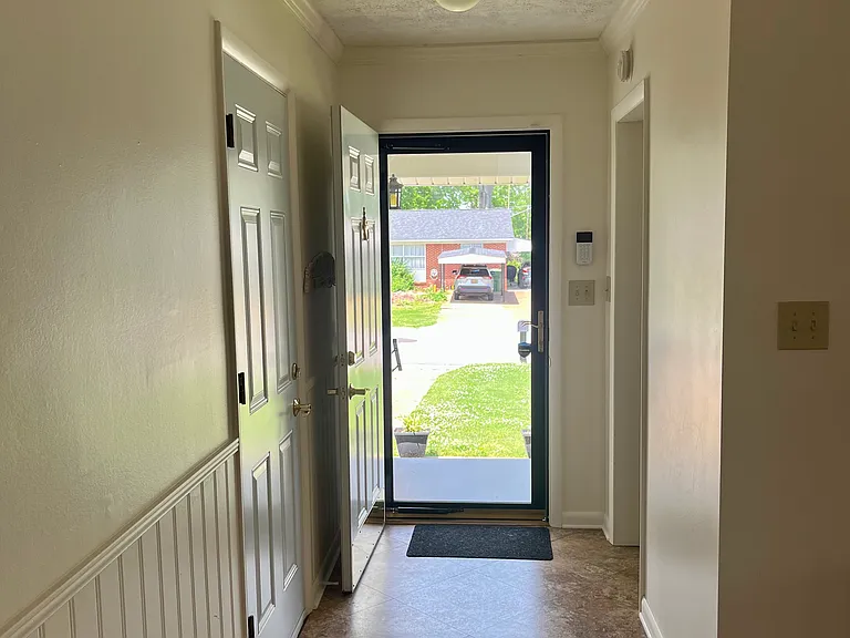 4215 Coffee Dr SW — Photo 13