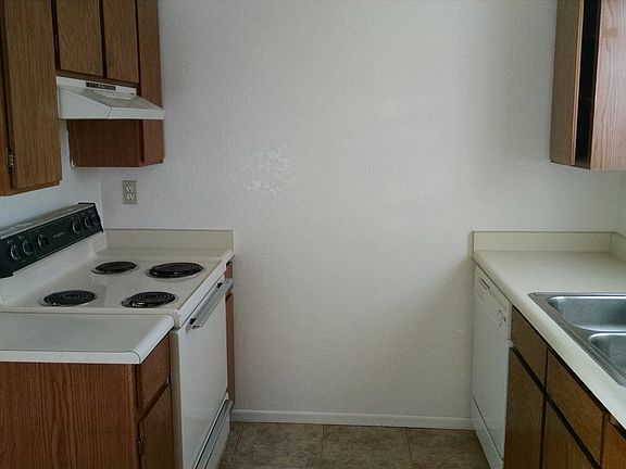 Another View of Kitchen!