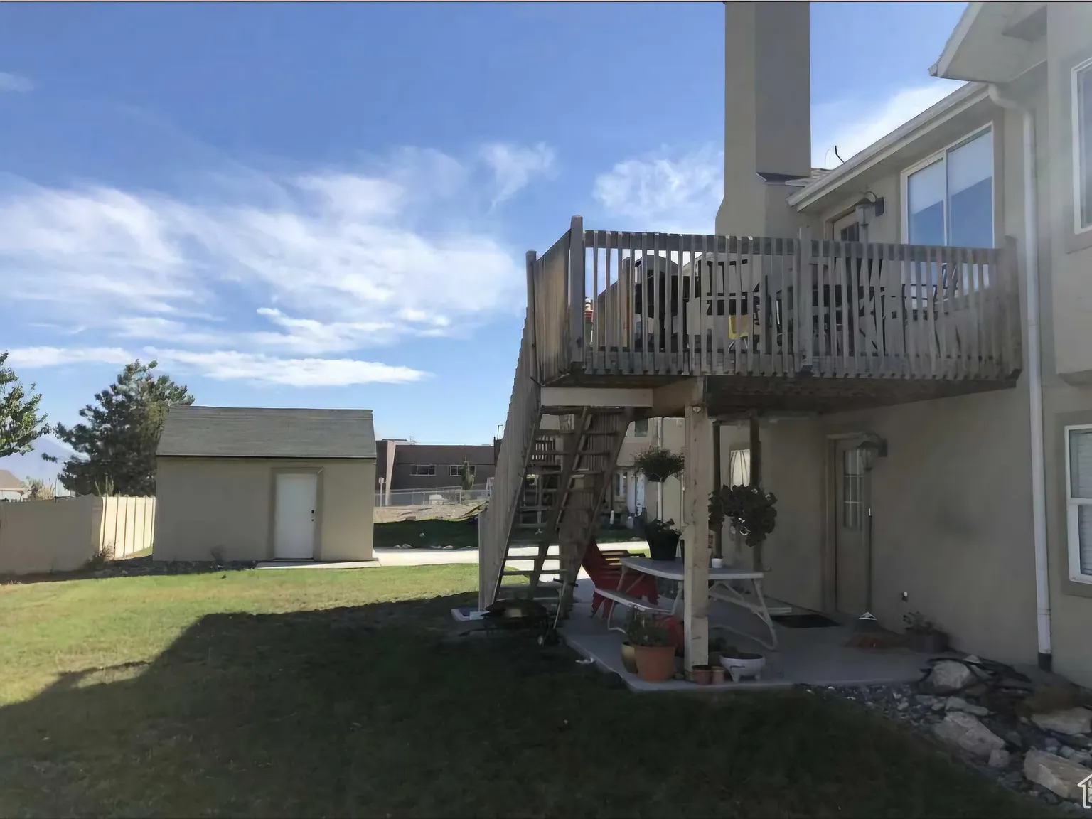 3 bed, 1500 sqft, $1,850 — Photo 1