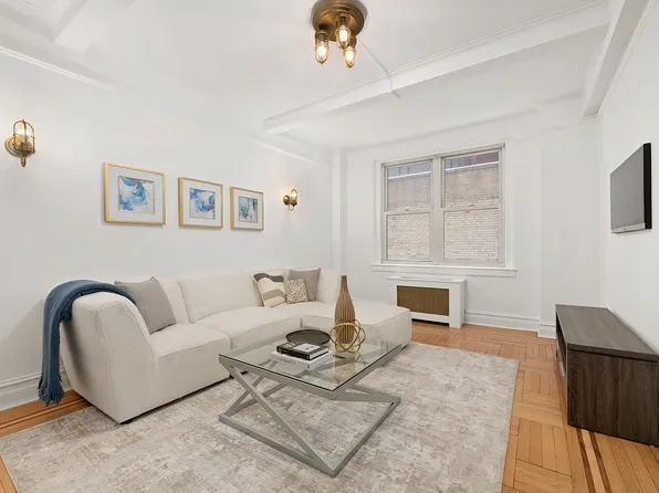 334 W 87th St APT 1D, Manhattan, NY 10024