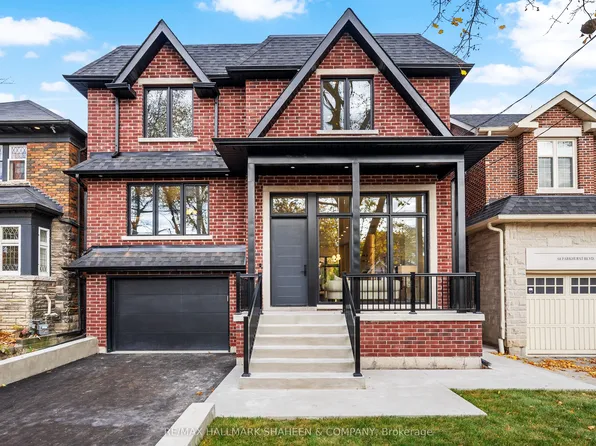 66 Parkhurst Blvd, Toronto, ON M4G 2E2