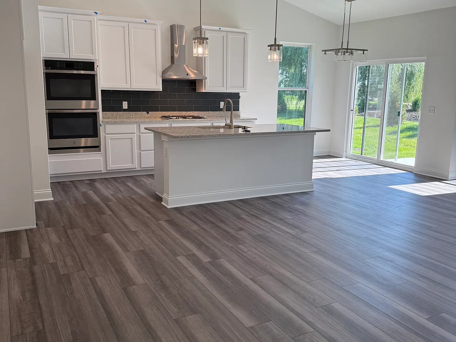 5937 Butterfield Dr — Photo 2