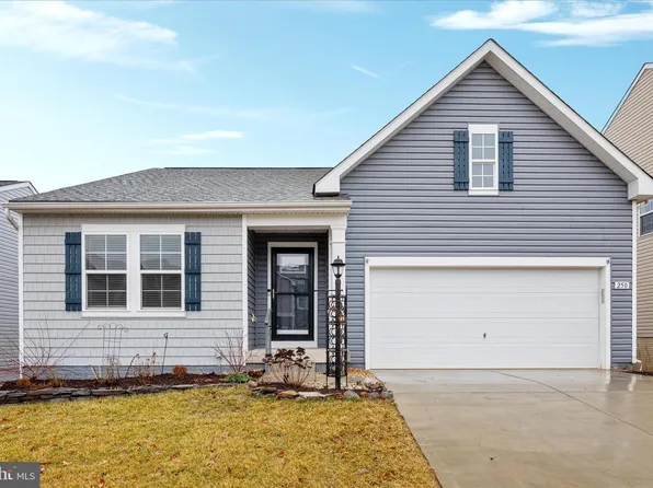 250 Stager Ave, Falling Waters, WV 25419