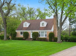 1450 Sanders Rd, Northbrook, IL 60062