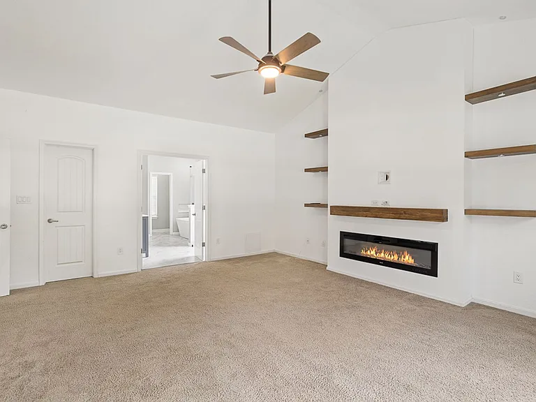 721 Tyler Way — Photo 26