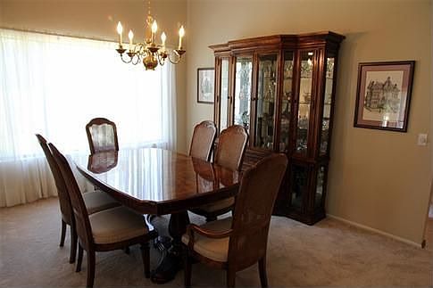 3rd image of 712 Gettysburg Cir