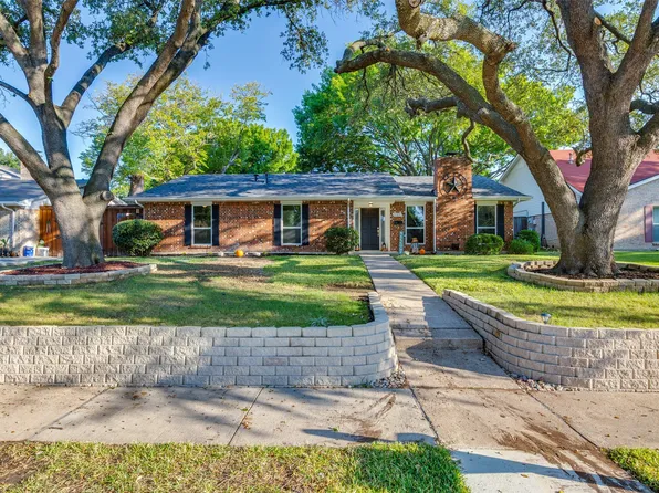 3105 Kingston Dr, Plano, TX 75074