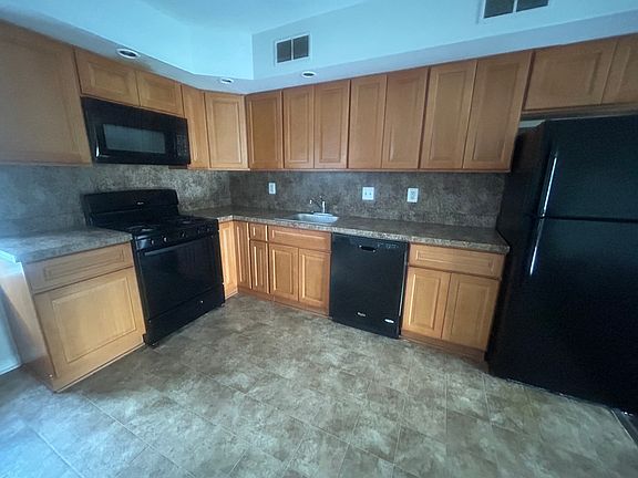 4th image of 4149 Ridge Ave #1A