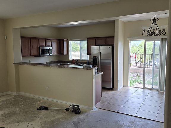 2nd image of 604 Haynes Dr