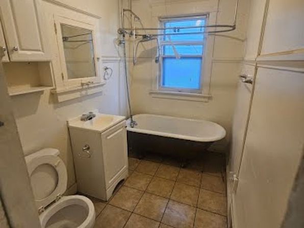 1206-8 S 15th Pl #1208A