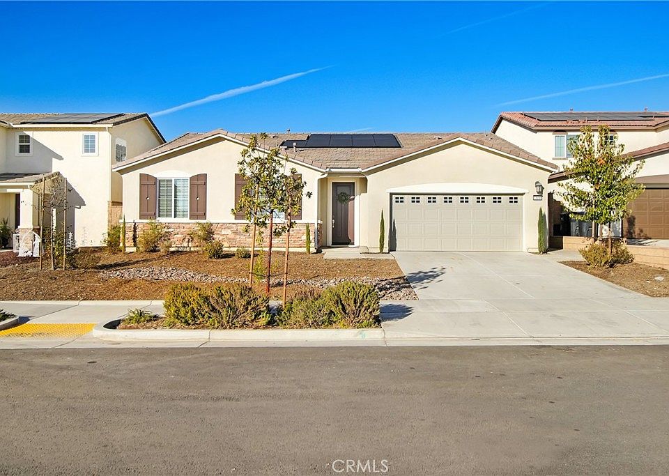1st image of 33080 Table Rock Dr