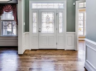 28 Woods Edge Rd, West Chester, PA 19382