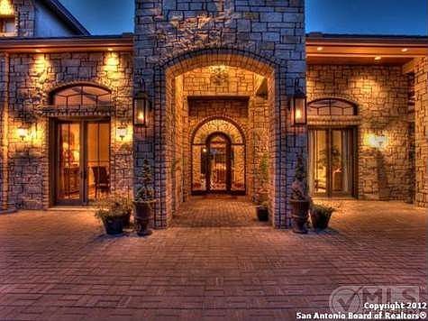 2nd image of 7 Highgate Dr