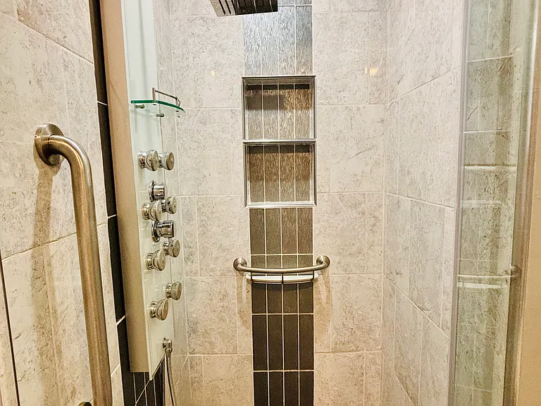 109 Scotts Point — Photo 10